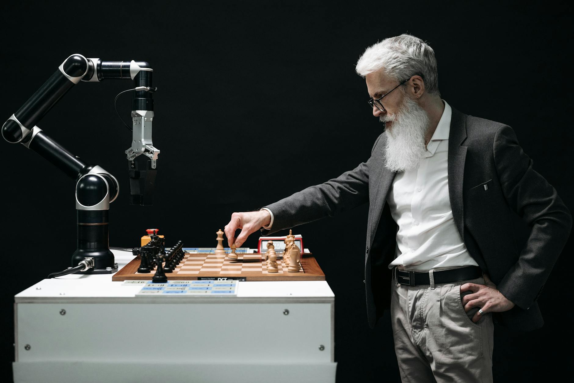 Apple's Artificial Intelligence Strategy and Stock Valuation