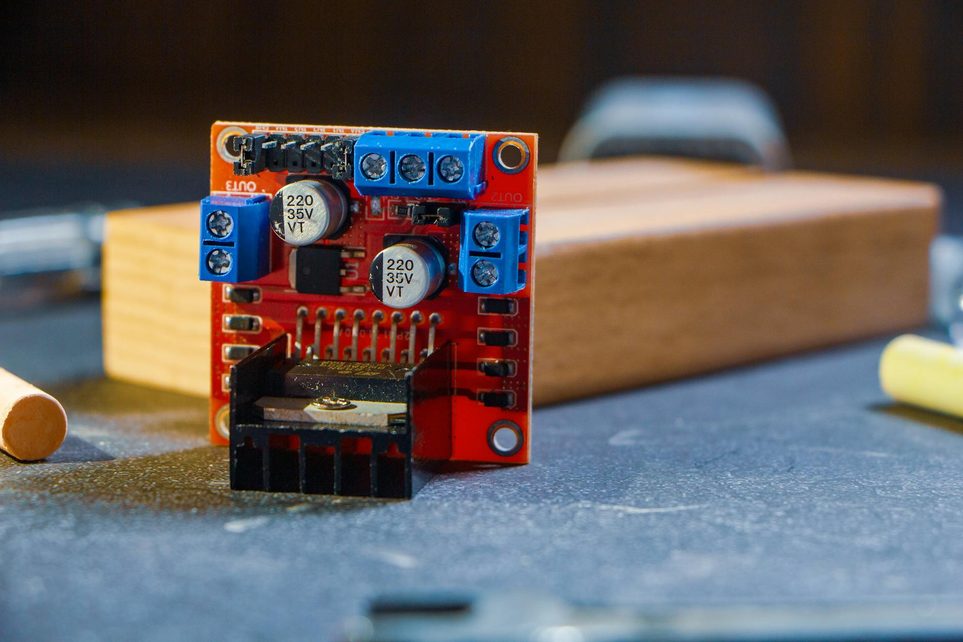 Intel Stock Valuation: Is the Current Price Attractive?