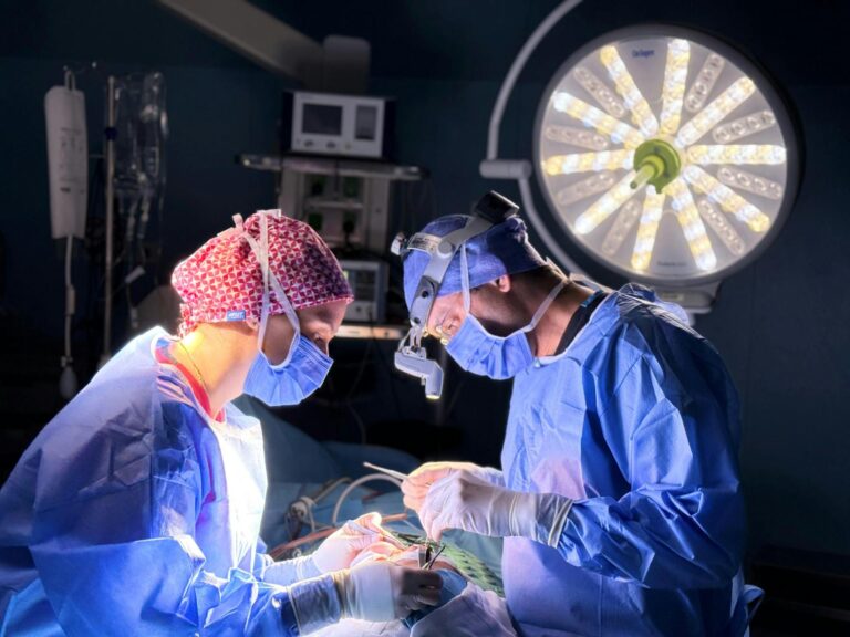 American Society of Plastic Surgeons Changes Position on Transgender Minors - Featured image