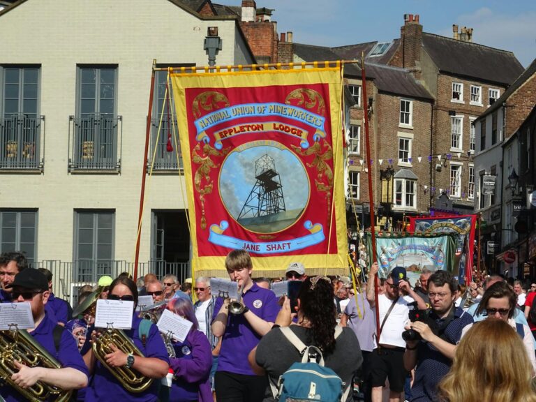 The Drone Strike That Killed 15 Mineworkers on Their Way to Work in Ukraine - Featured image