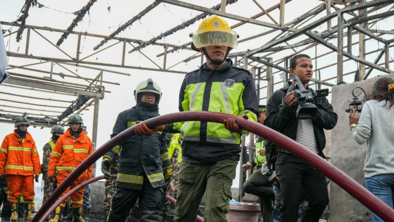 Emergency Crews Respond To Fire In Staten Island Home - Featured image