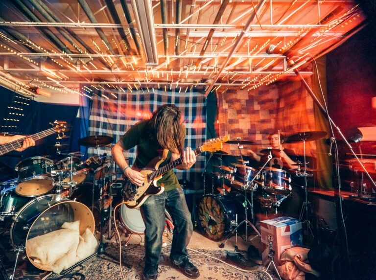 Fact Check: Are Gig Workers Eligible For a $2,400 IRS Surprise Check Before Tax Day? No. Here's What's Actually Available. - Featured image