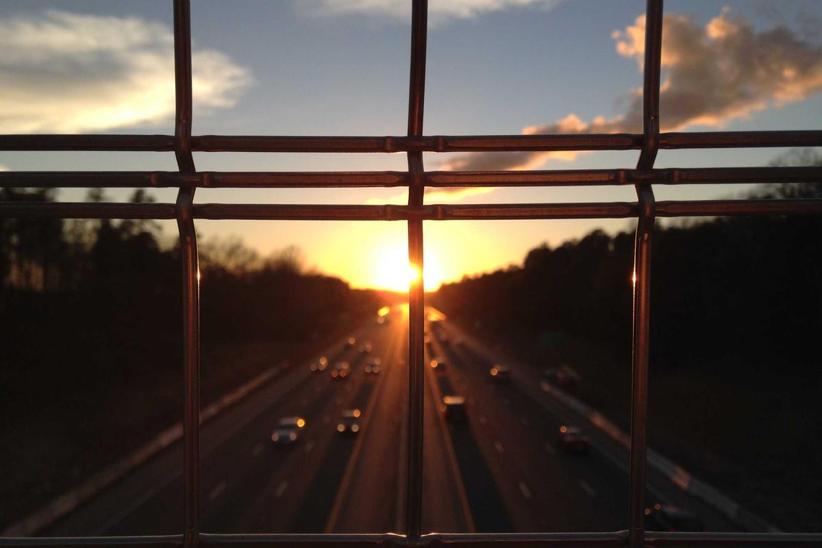 Illustration for Fact Check: Are Low-Income Americans Eligible For a $1,935 Closing Cost Refund by End of Month? No. Here's What's a Scam.