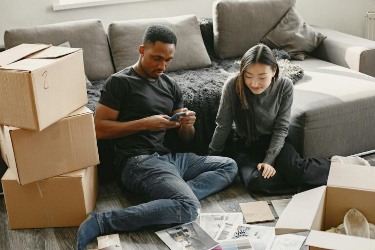 Fact Check: Are Renters Receiving a $2,675 Middle-Class Tax Refund Before Easter? No. Here's the Real Update. - Featured image