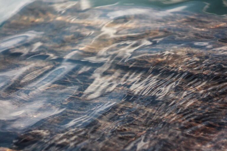 Fact Check: Is a $2,960 IRS Refund Boost Approved in April? No. Here's What's Actually Happening. - Featured image