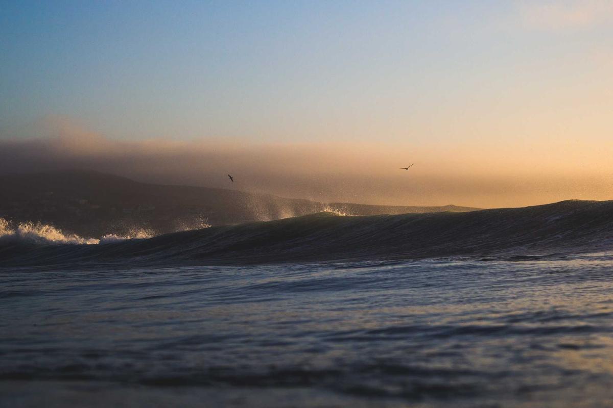 Illustration for Fact Check: Is a $4,490 Direct Deposit Being Issued This Quarter? No. Here's What's Real and What's Not.