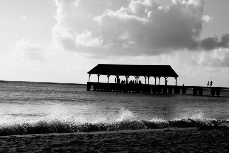 Image for Fact Check: Is a $990 Direct Payment Being Mailed by End of Month? No. Here's the Full Story.