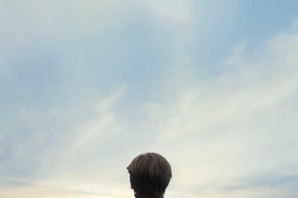 How Political Tensions Expose Smaller and Less Diversified Economies to Systemic Risk