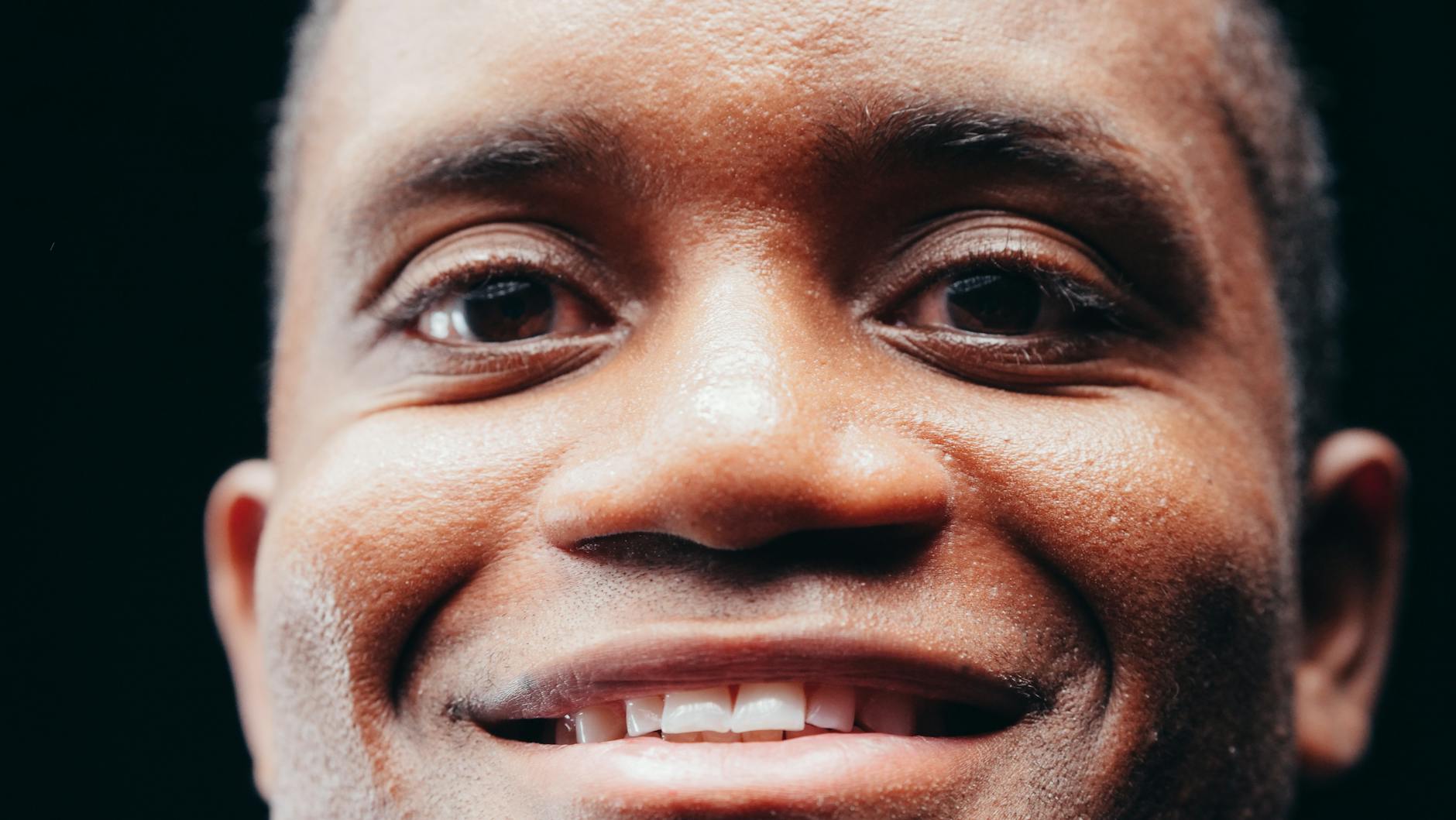 How Should You Approach Mii Relationship Building and Leveling?