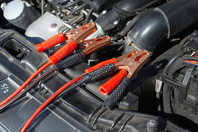 How to Jump Start a Car Battery With Jumper Cables Step by Step - Featured image