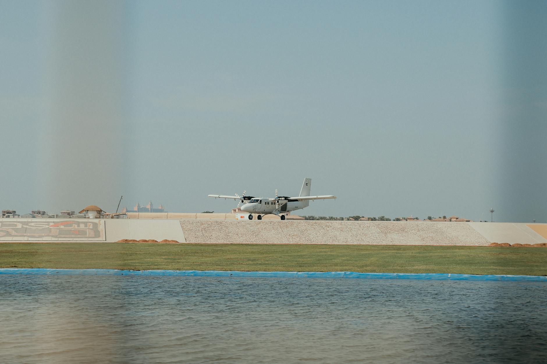 What Airport Parking Comparison Platforms Actually Offer