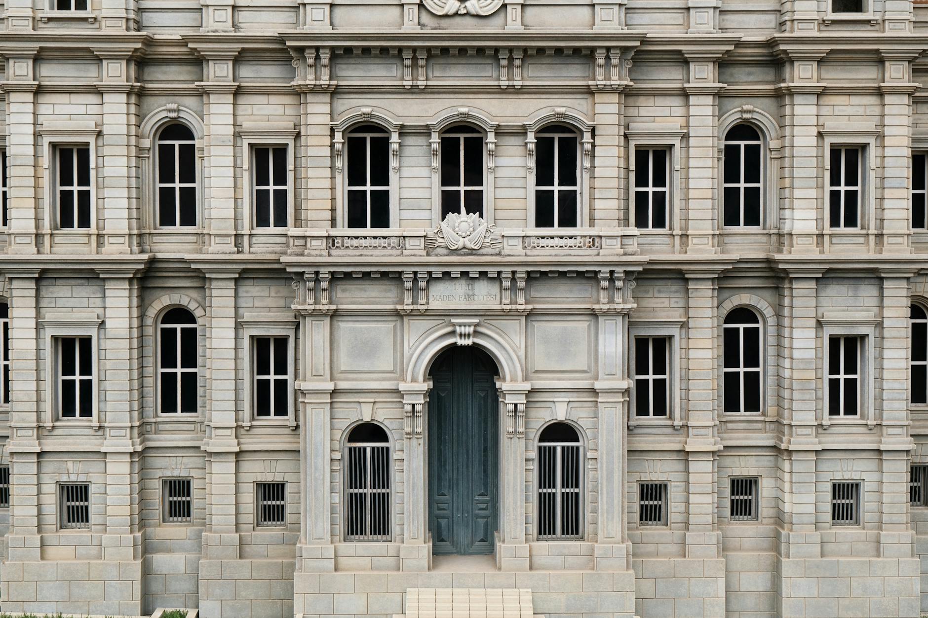 What Are the Main Methods for Setting Up Automatic External Drive Backups?