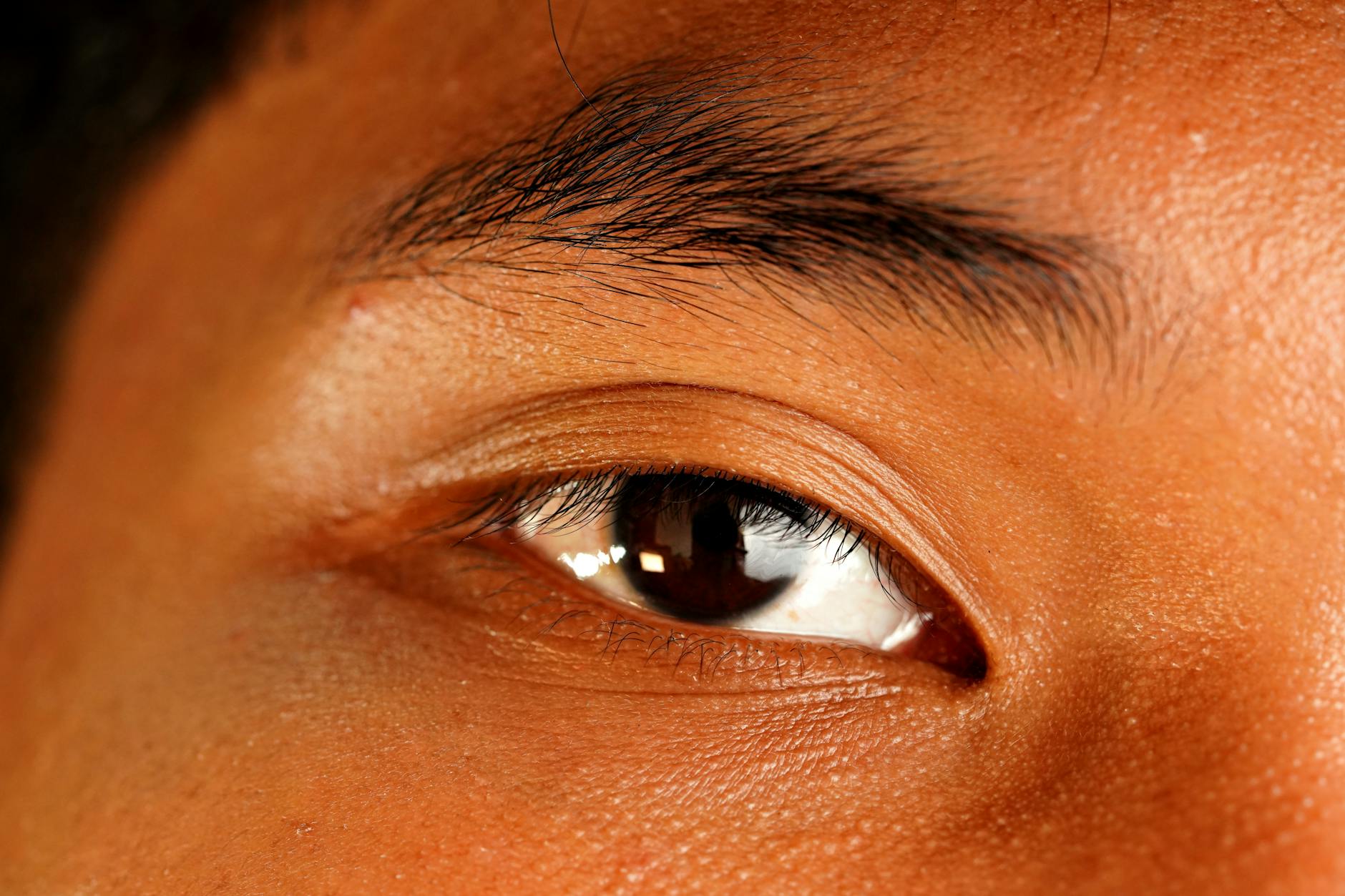 What Details Are Known About the Queens Mall Theft?