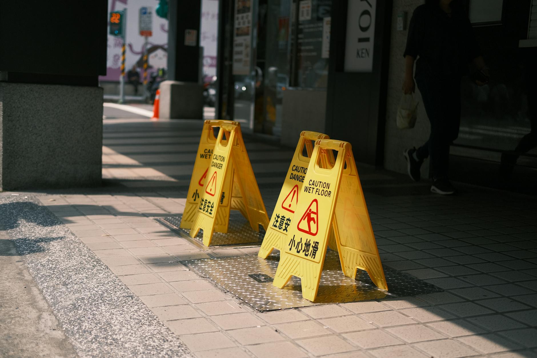 What Do These Incidents Reveal About Urban Safety in Harlem Neighborhoods?