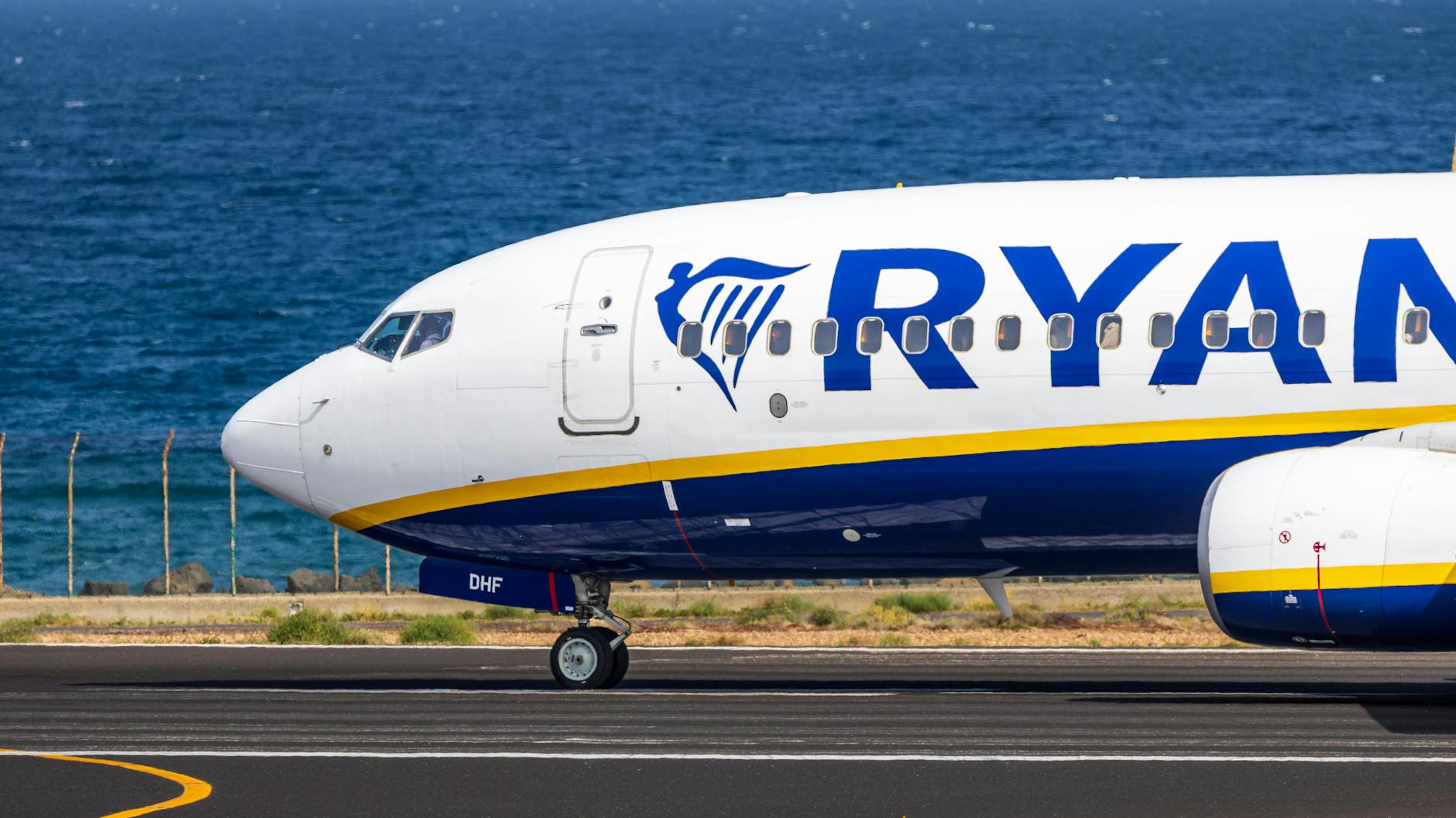 Which Airlines Actually Let Your Miles Expire?