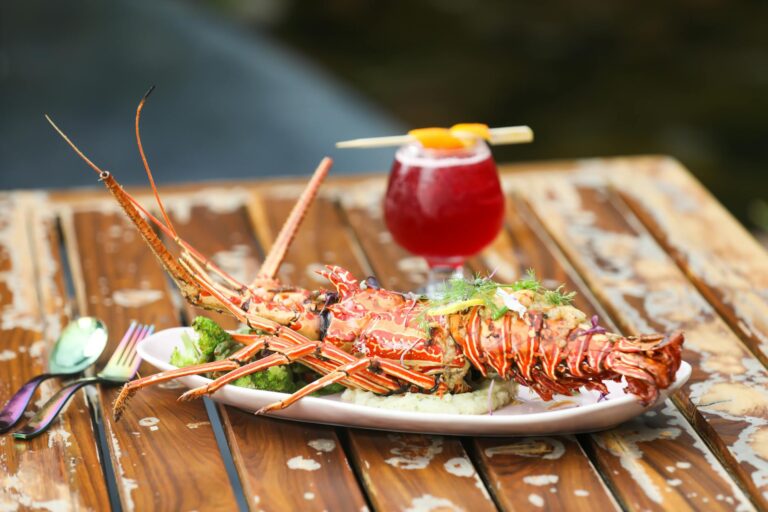 Best Lobster Dinners on Emmons Avenue - Featured image