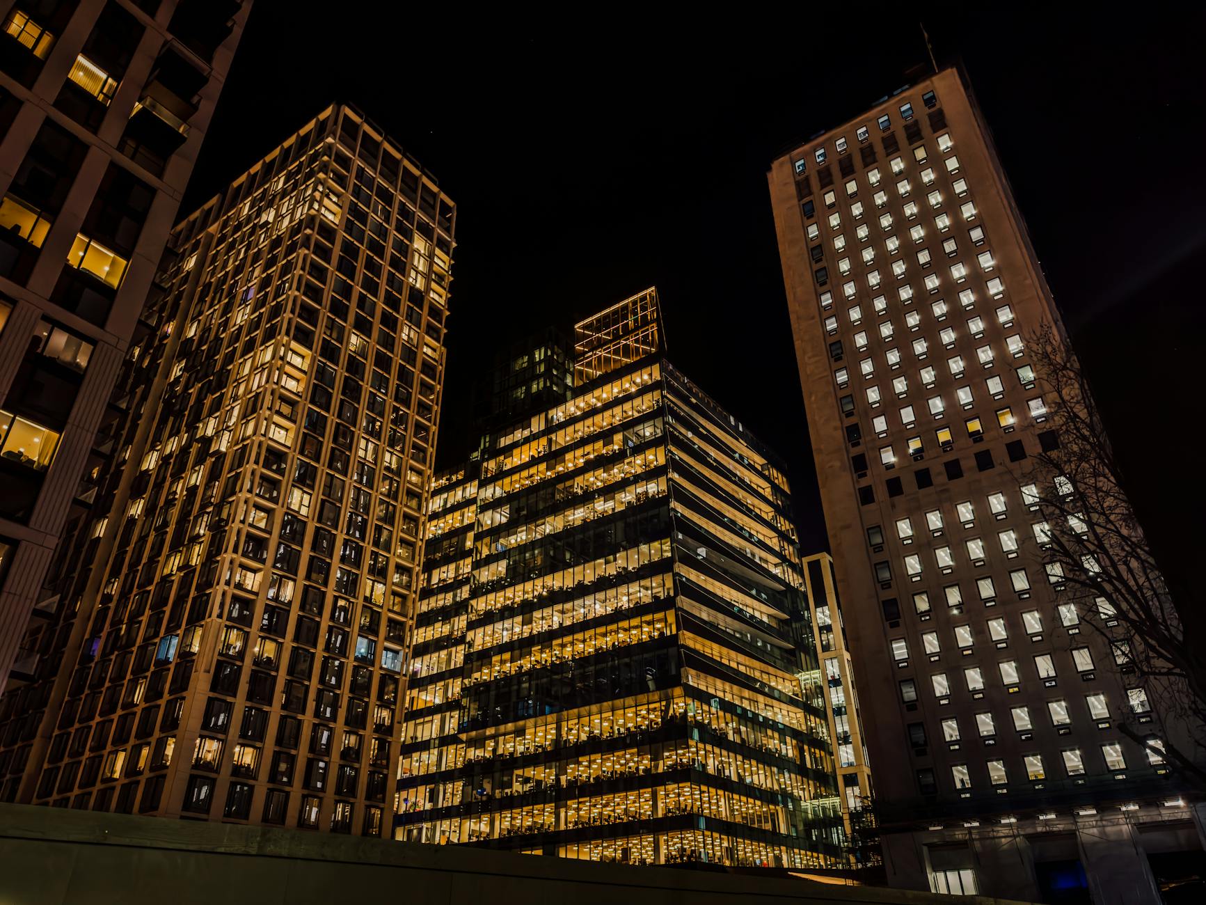 The Hospitality Sector's Dependence on Business Dining and Tourism