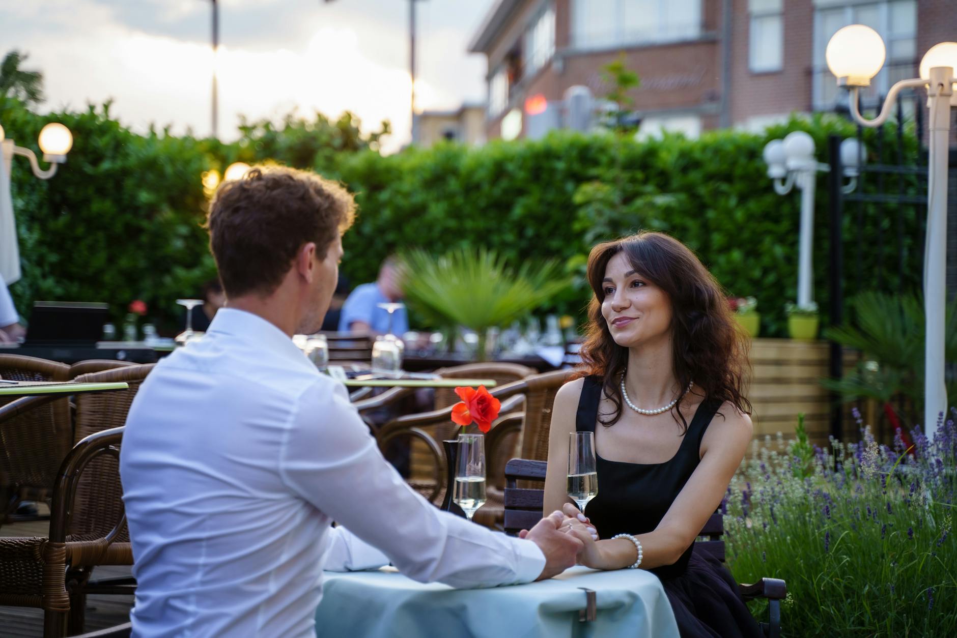 Waterfront and Outdoor Date Night Options