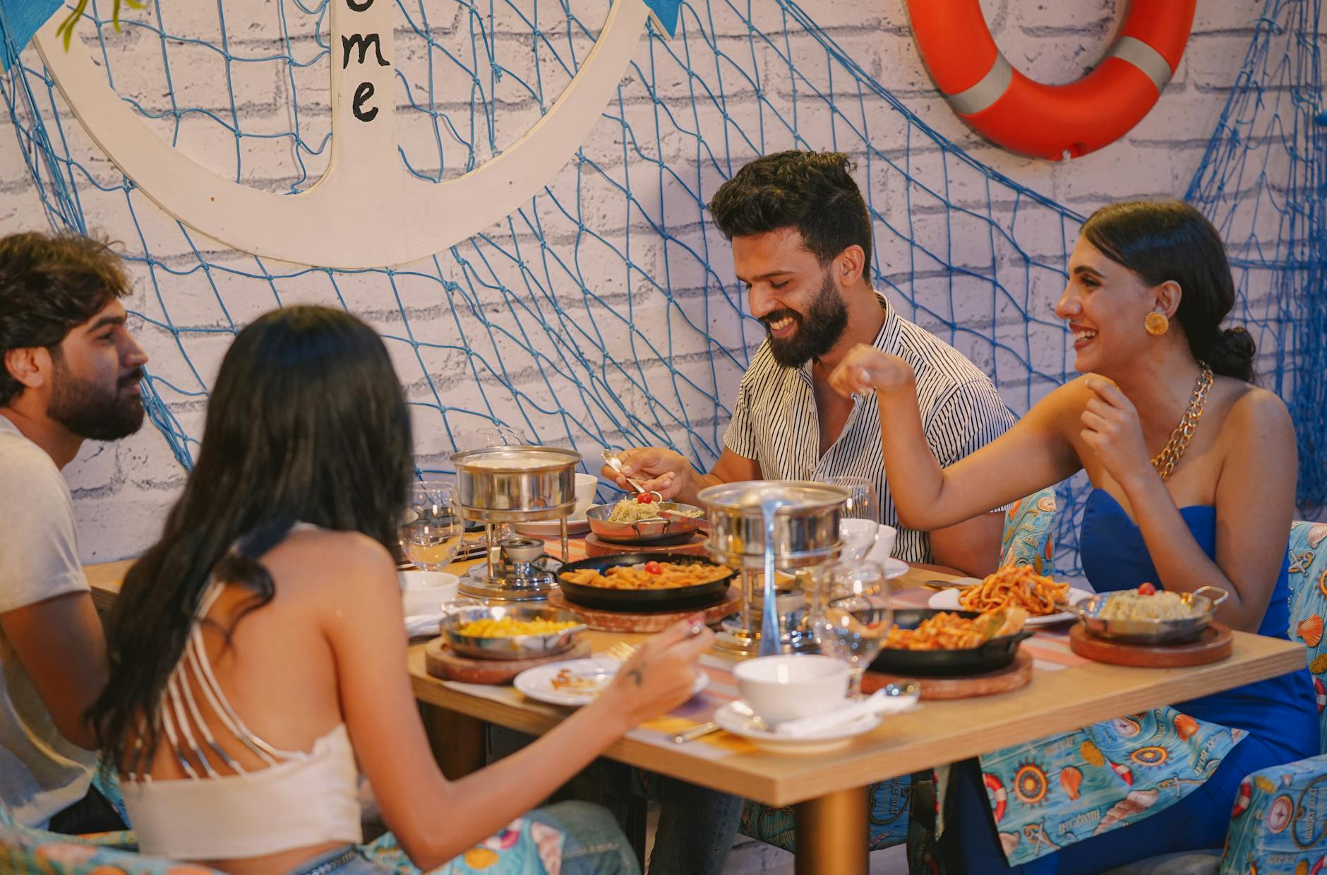 What Does the Italian Restaurant Scene Look Like Near the Park?