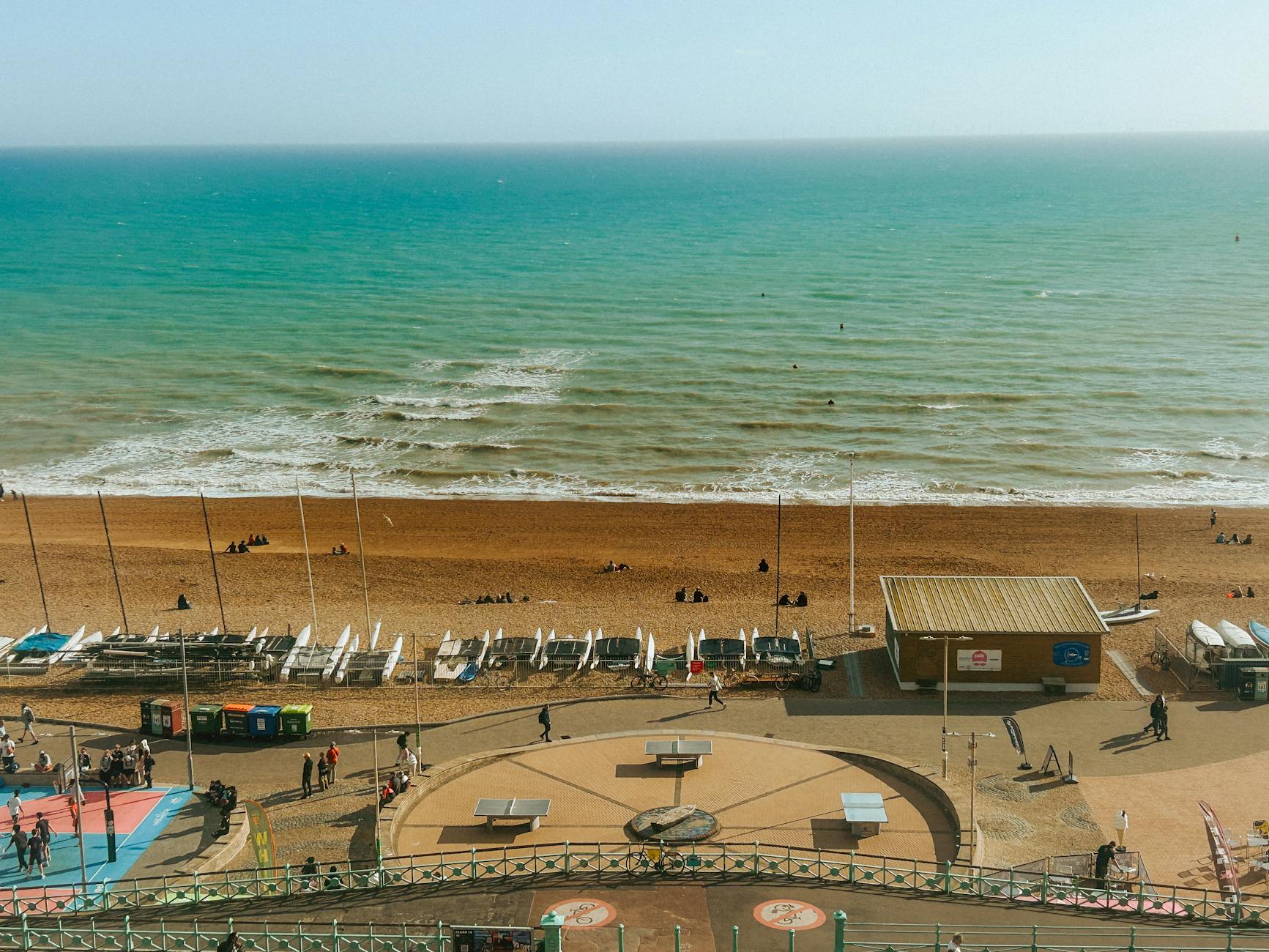 What Makes Brighton Beach Restaurants Distinctive?