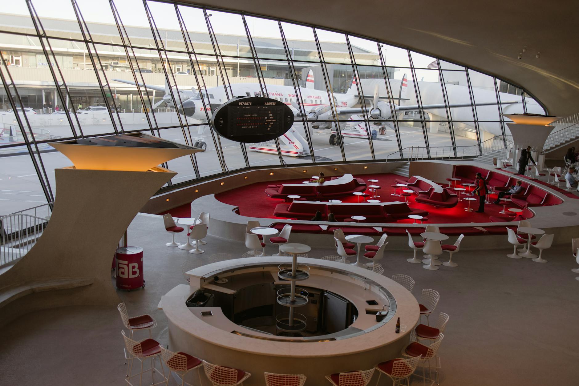 What Makes JFK Restaurants Different From Other Major Airports