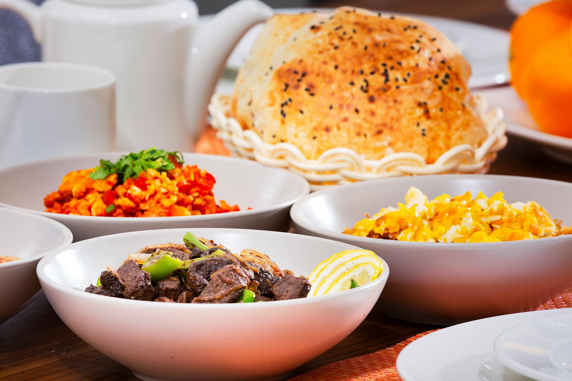 What Types of Cuisines Dominate 10024's Restaurant Market?