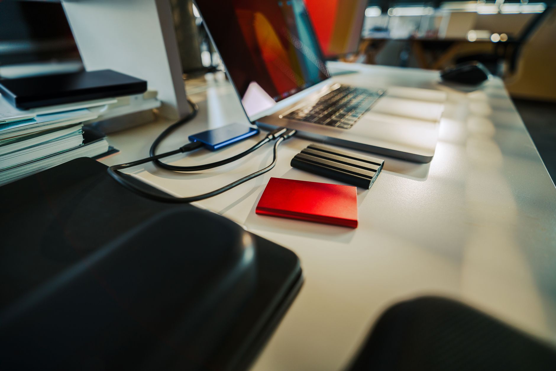 AUTOMATED BACKUP PLUGINS VERSUS MANUAL BACKUPS