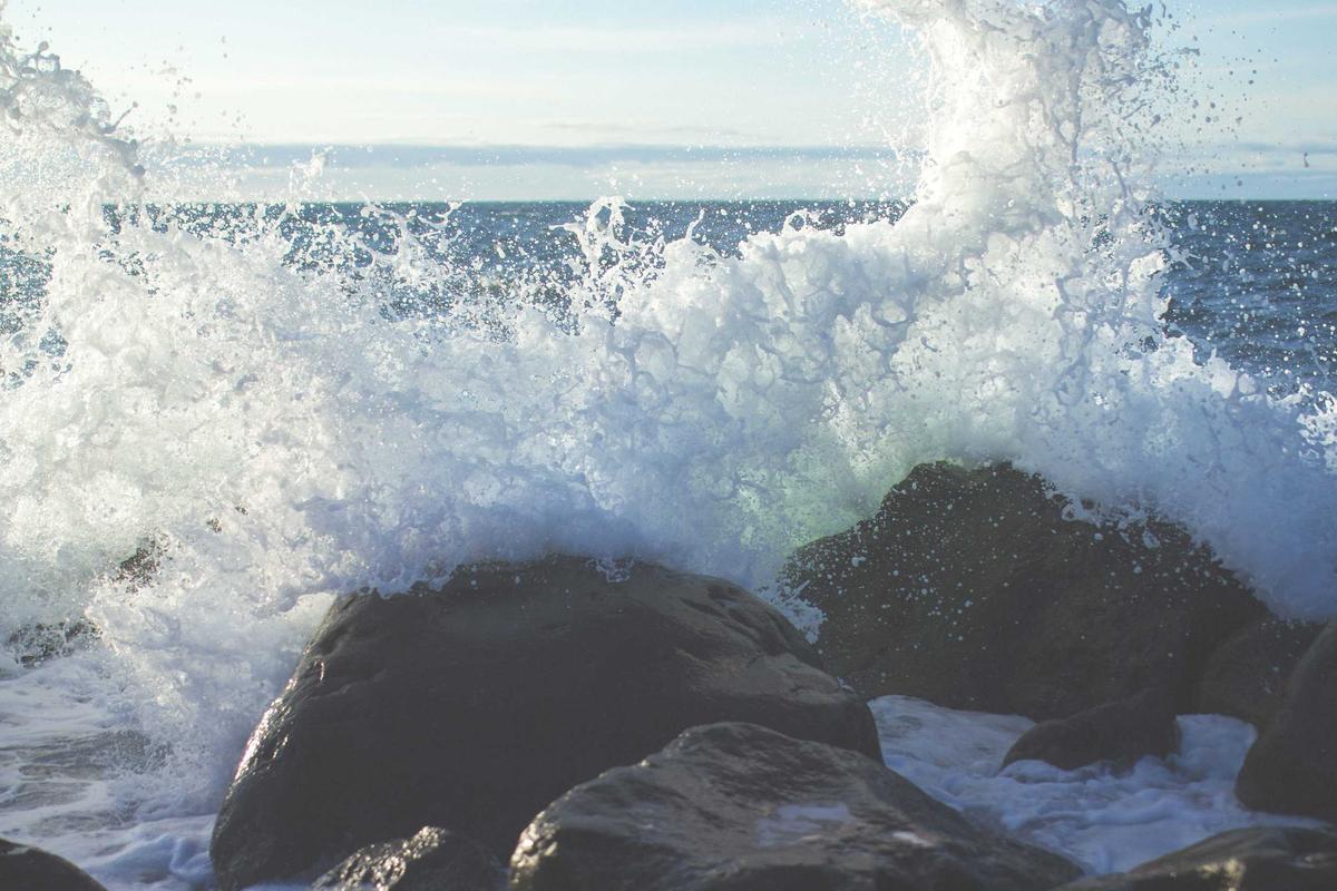 Common Pitfalls and Risks in Pyrex Collecting as an Investment Strategy