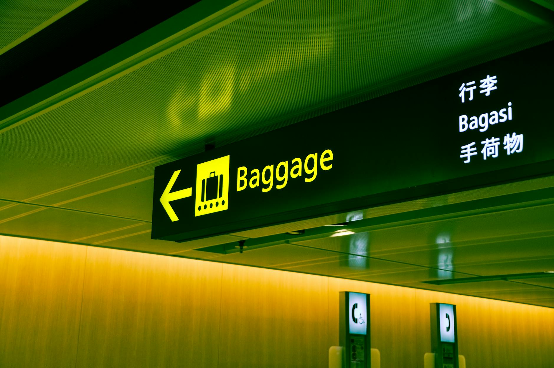 How Much Will You Actually Pay in Baggage Fees for a Snowboard?