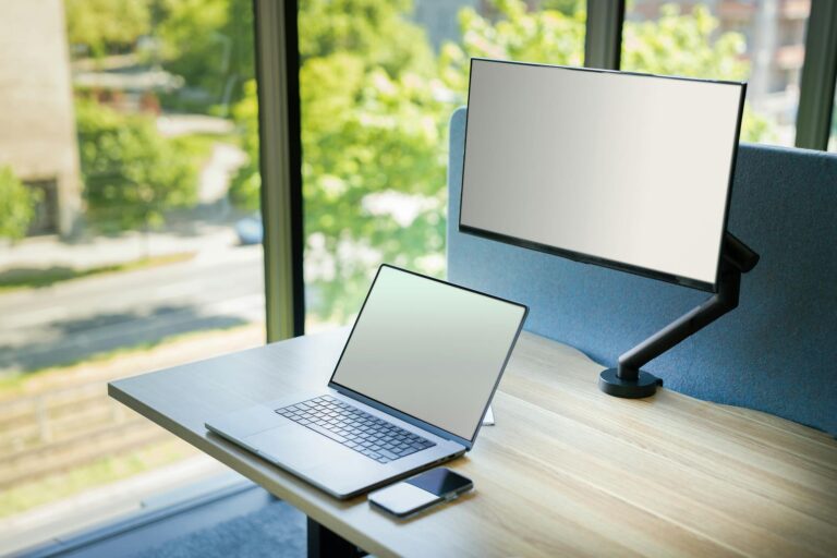 How Ultrawide Monitors Replace Multi Monitor Setups - Featured image