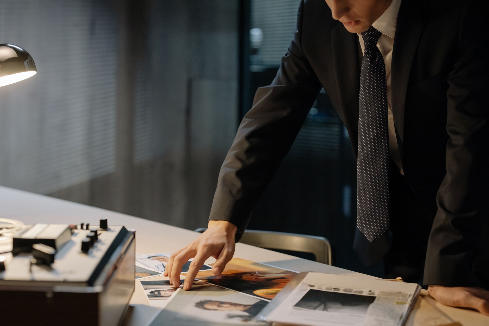 Long-Form Investigative Reporting as the Format's Core Strength