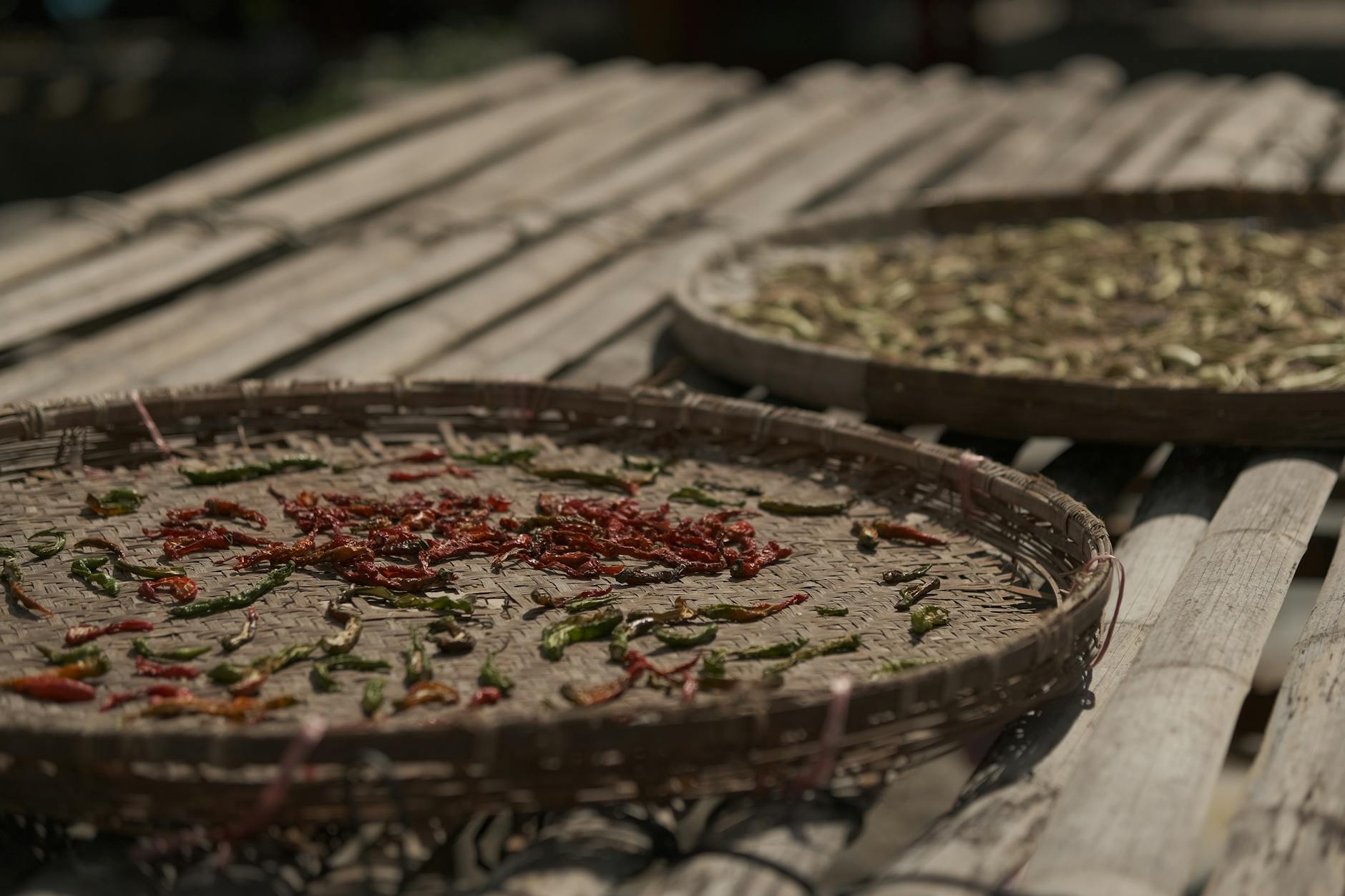 Step-by-Step Seasoning Methods for Different Carbon Steel Pans