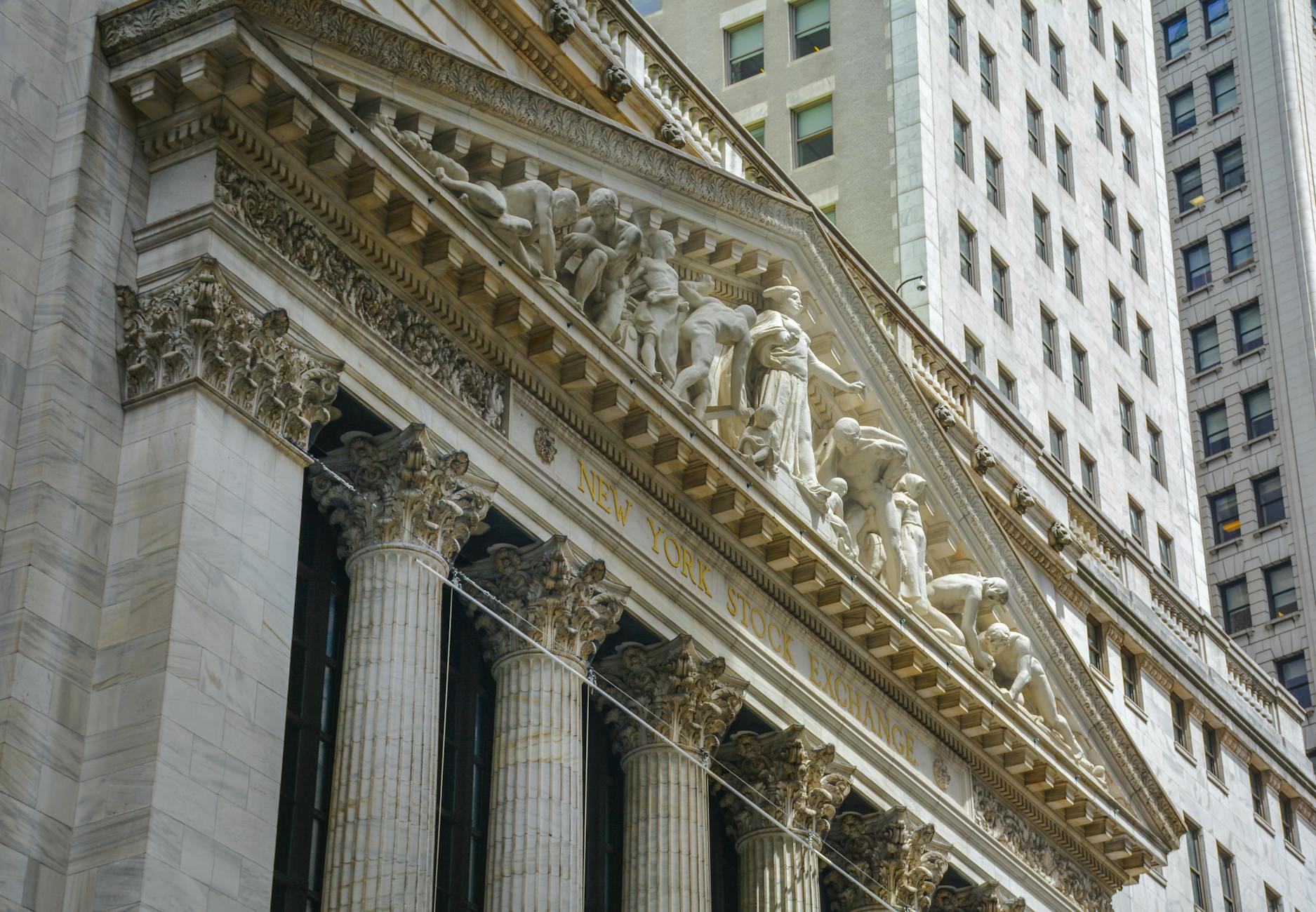 Stock Markets Historically Outpace Home Equity Gains by 3 to 4.5 Times