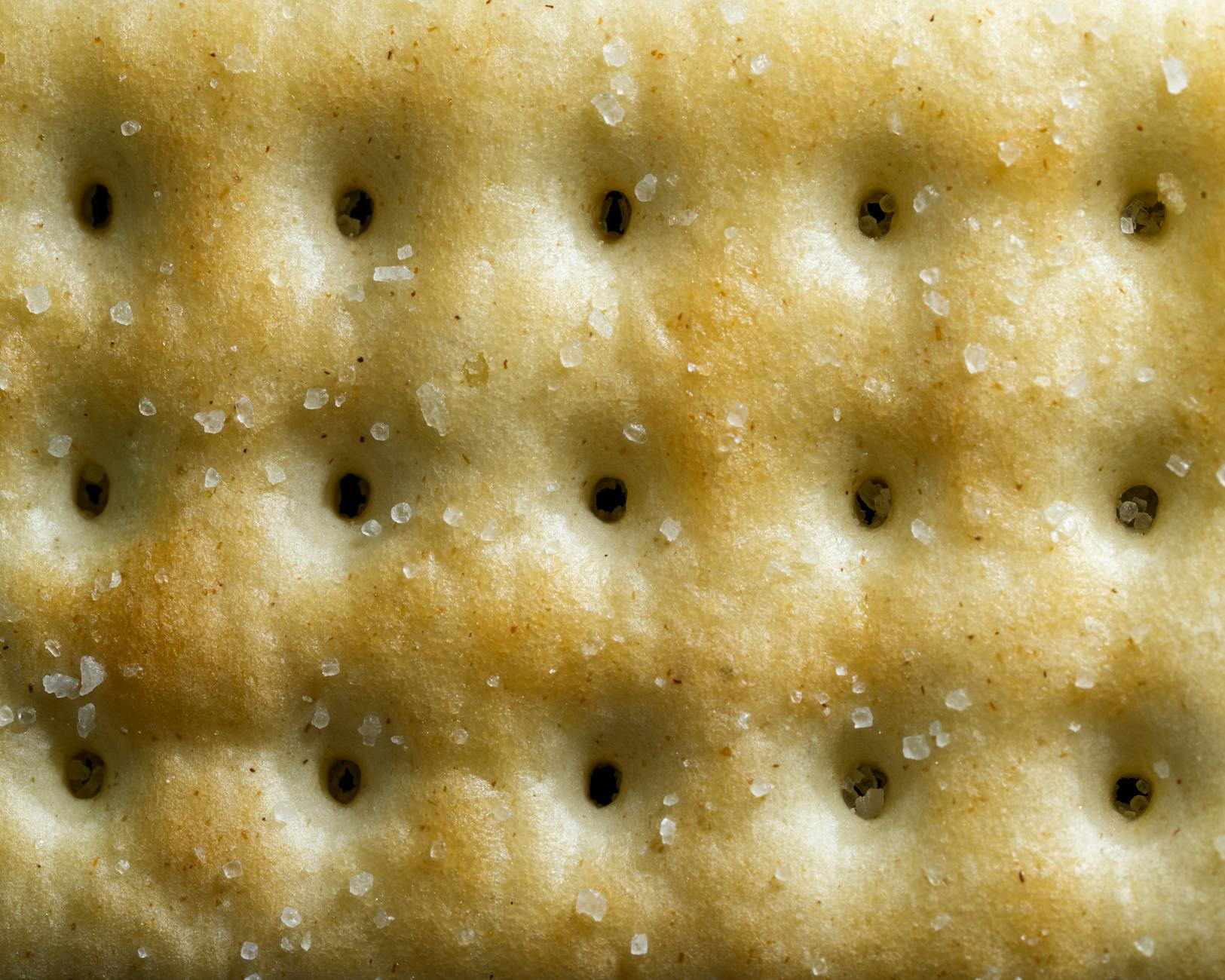 The Difference Between Undercooked, Properly Salted, and Oversalted Pasta Water