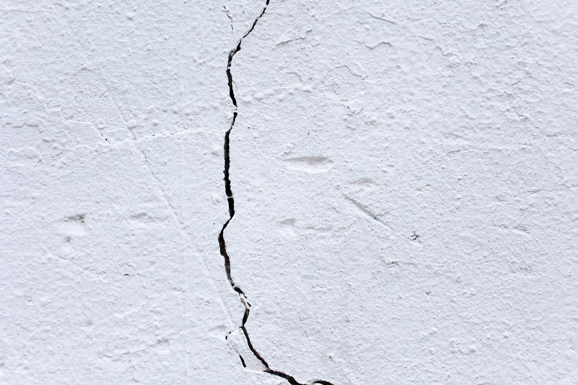 The Regulatory Fracture: Europe's Delisting Wave and USDT's Dilemma