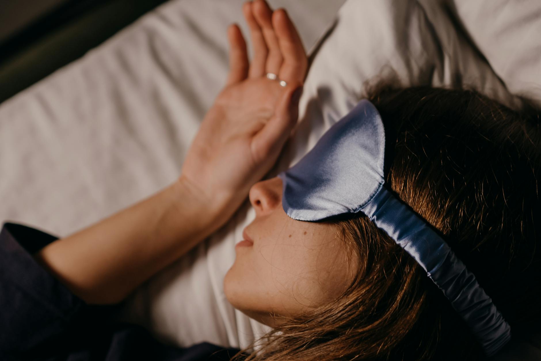 THE SLEEP BANKING MYTH AND WHY YOUR BODY REJECTS IT