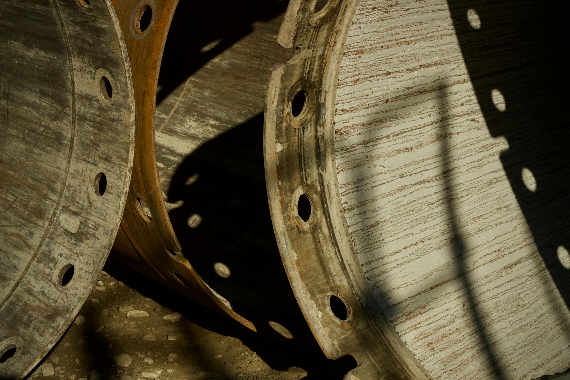 What Infrastructure Patterns Prevent API Collapse Under High Load?