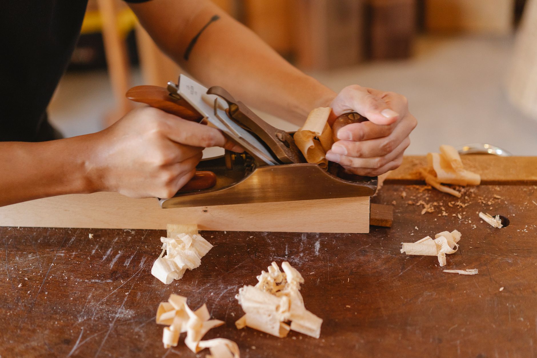 What Makes a Microplane Different from Traditional Kitchen Graters?