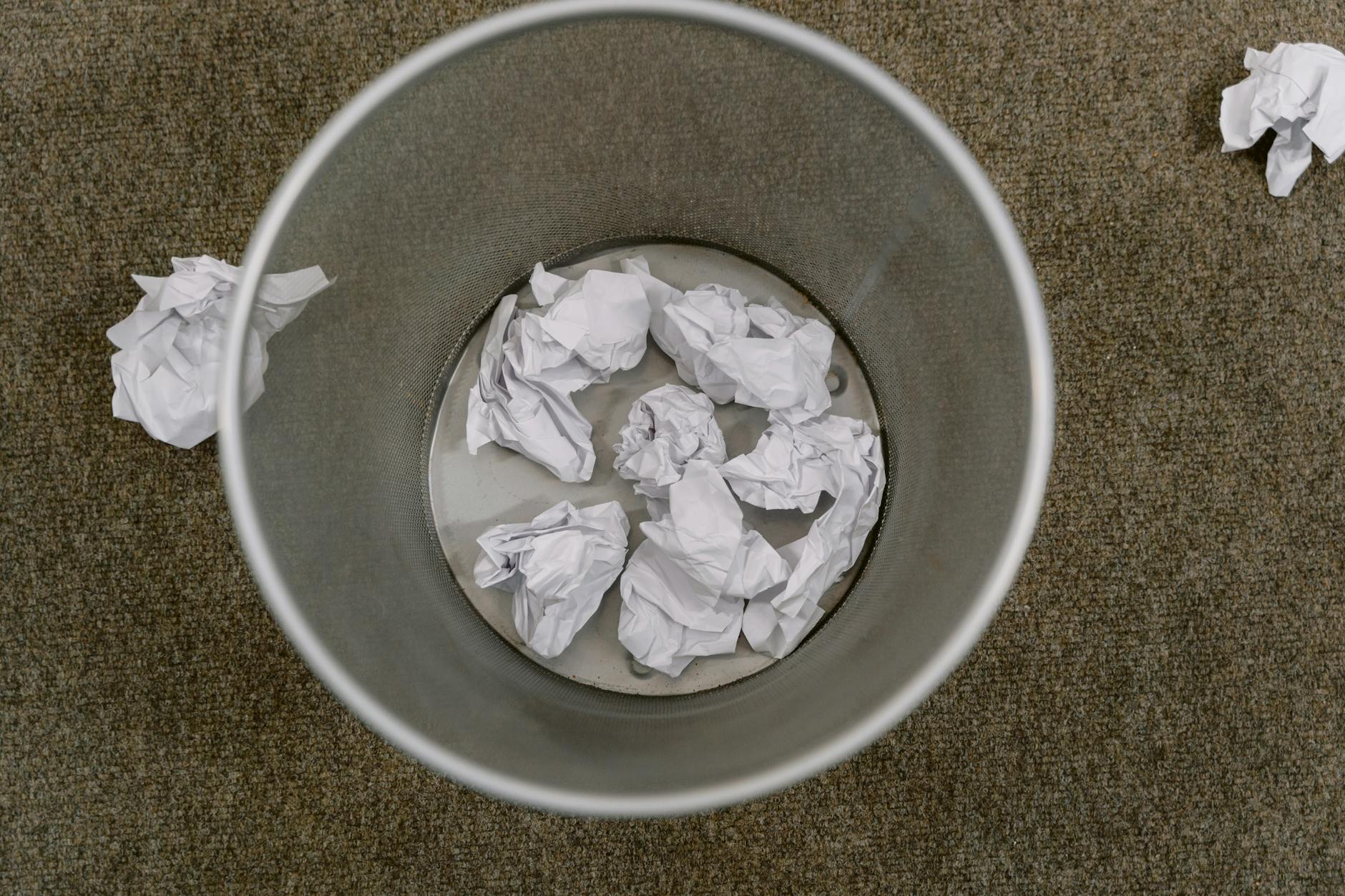 What Makes Go's Garbage Collection Different from Java's Generational Approach?