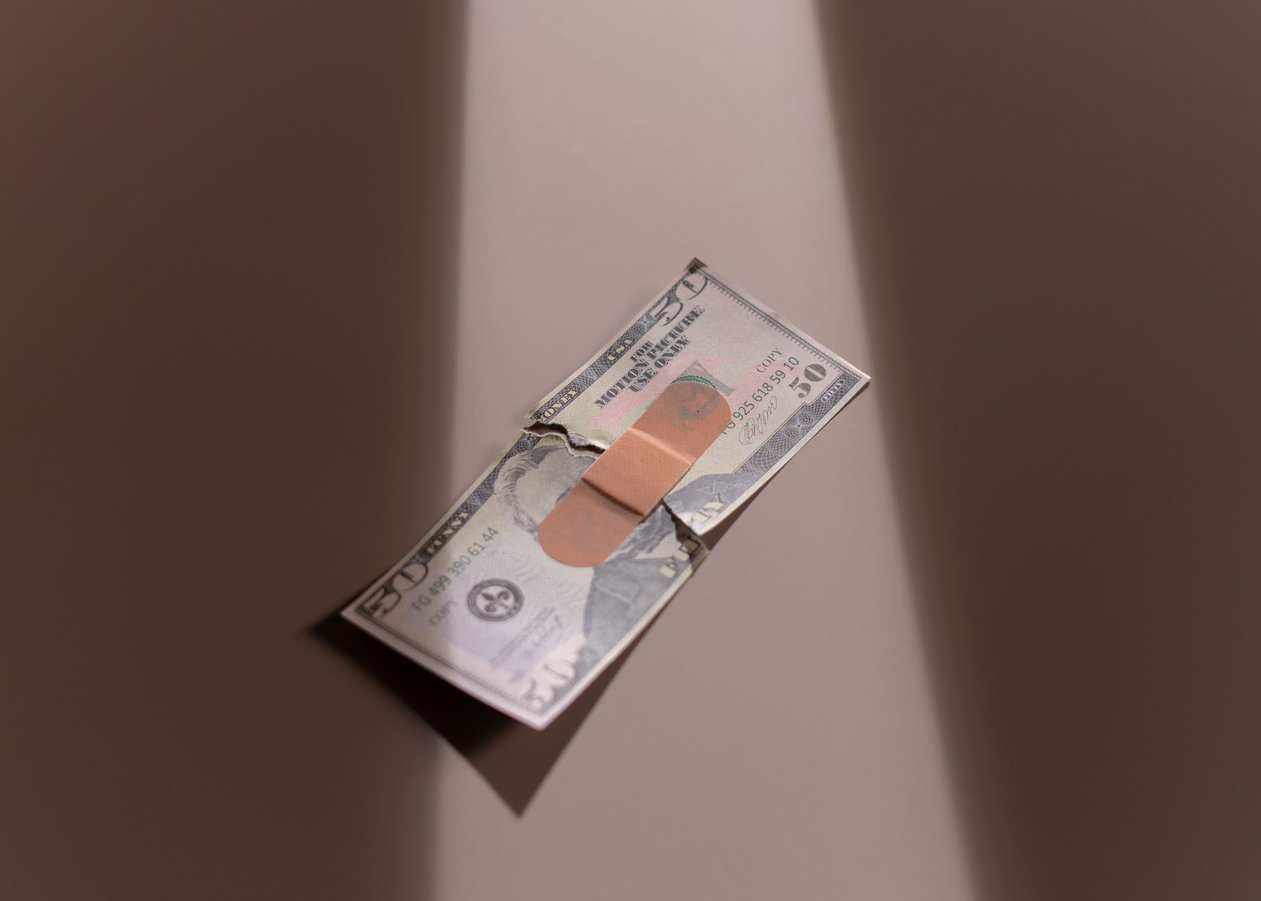 What Operational Problems Worsen the Budget Crisis?
