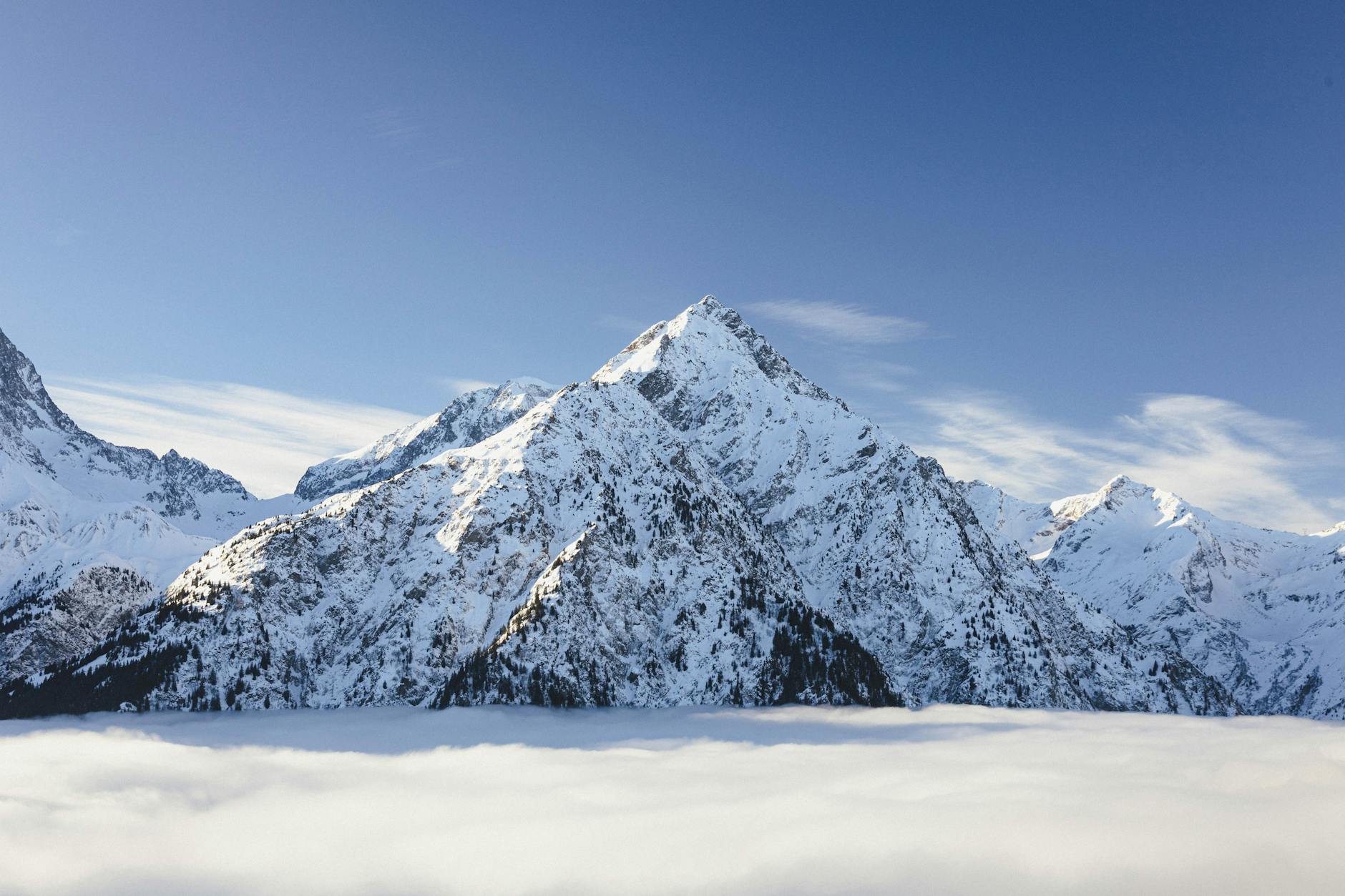 Where to Find Discounts at the Mountain