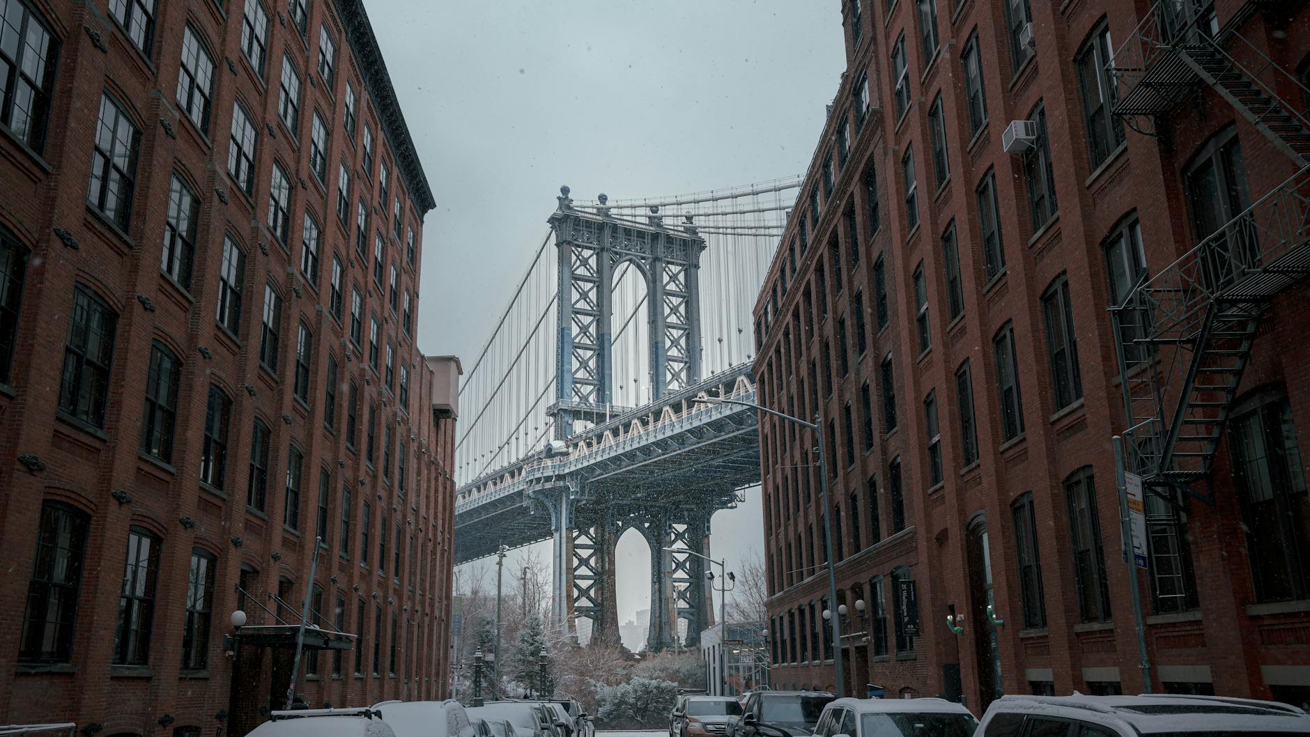 Which Brooklyn Neighborhoods Have the Most Student-Friendly Restaurant Options?