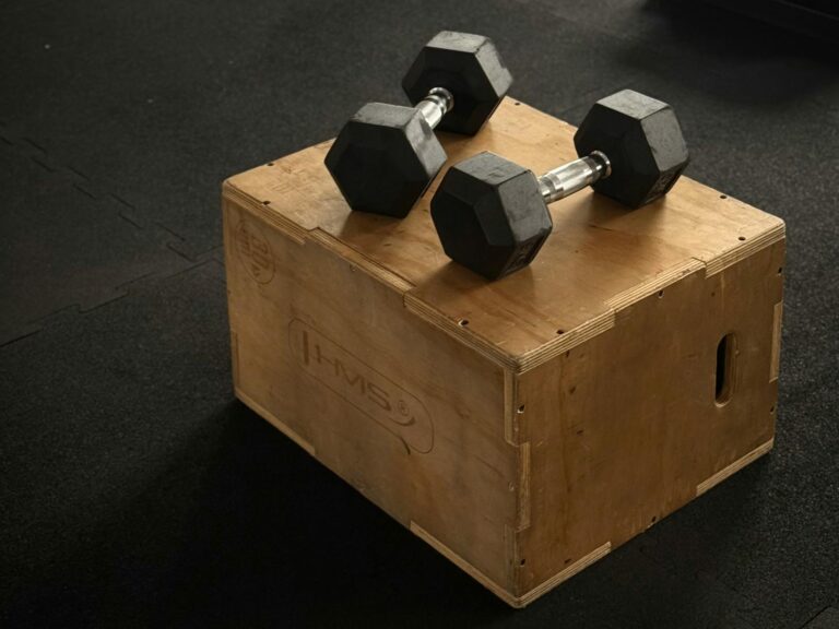 Why a Pair of Adjustable Dumbbells Replaces a Whole Rack - Featured image