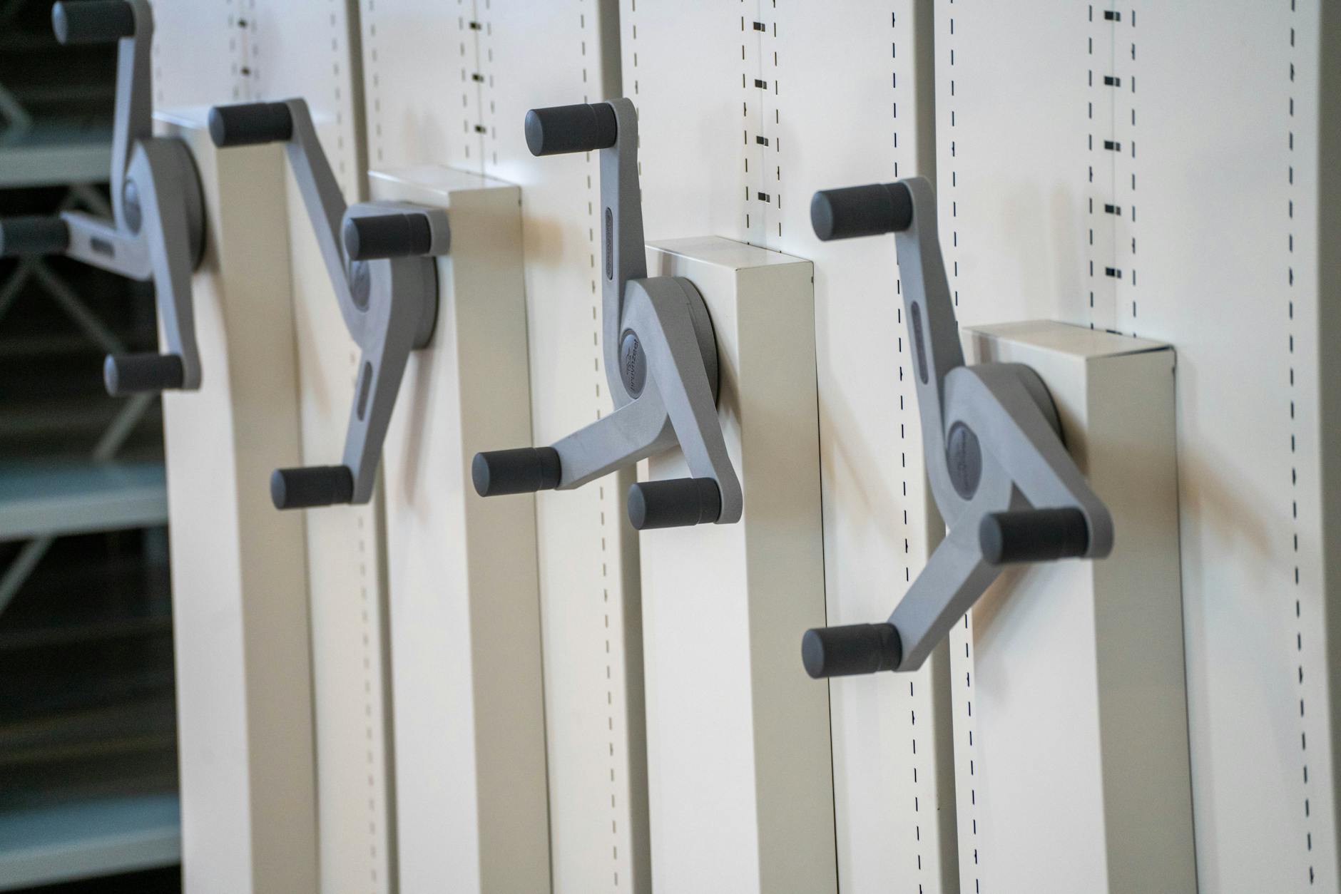 Why Are Lifters Choosing Pilates Over Traditional Core Training?