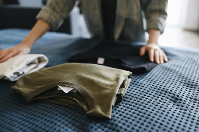 Why Compression Cubes Beat Folding for Most Travelers - Featured image
