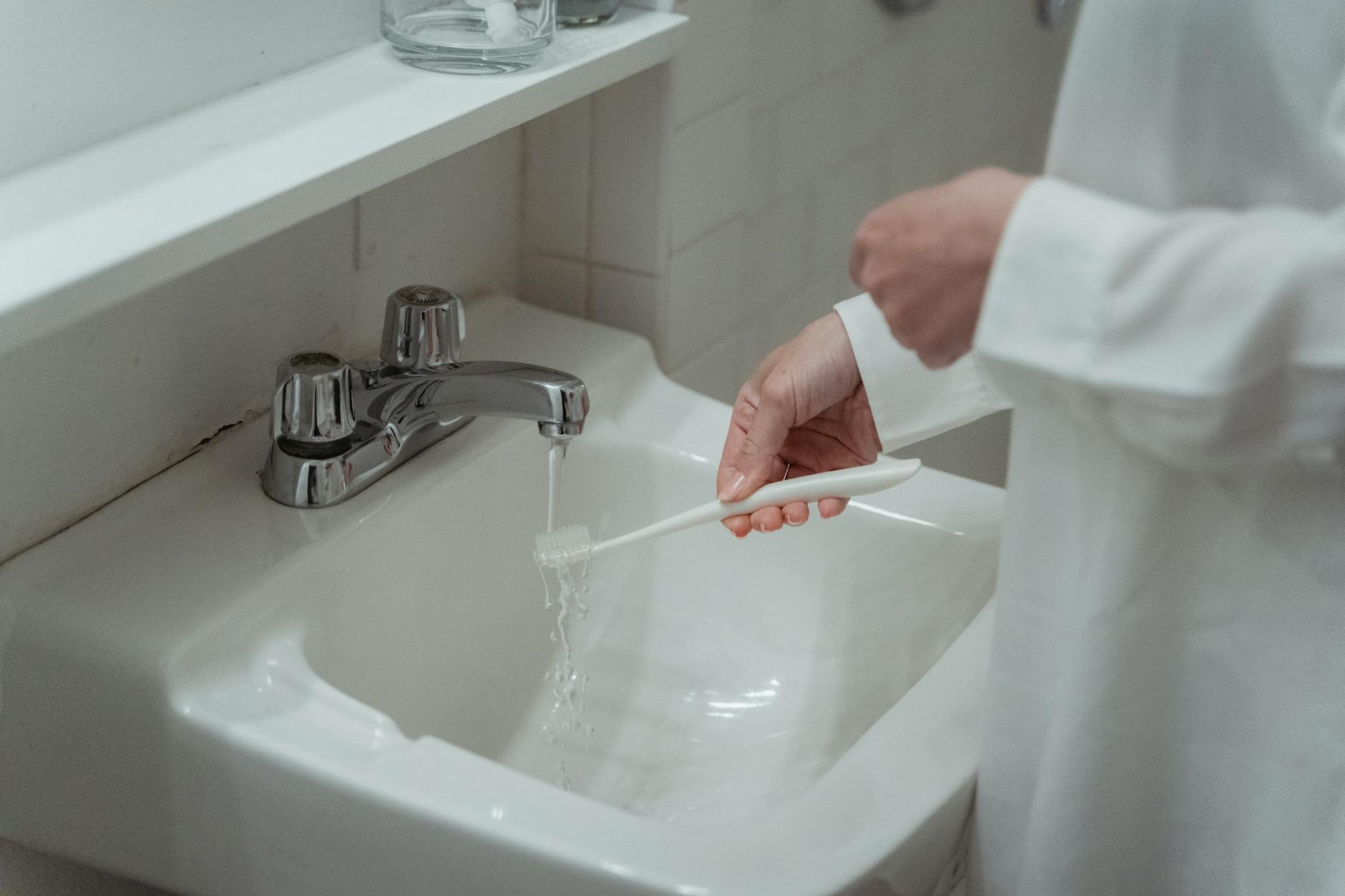 Why Daily Rinsing Prevents Oil Rancidity in French Presses