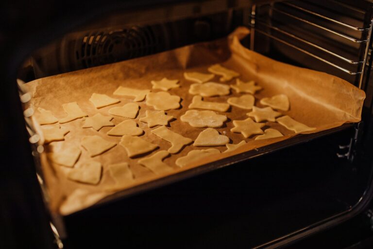 Why Resting Cookie Dough Overnight Changes Texture - Featured image