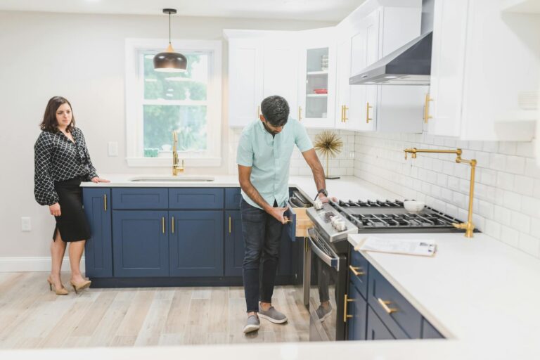 Why Some Buyers Avoid Smart TV Features Entirely - Featured image