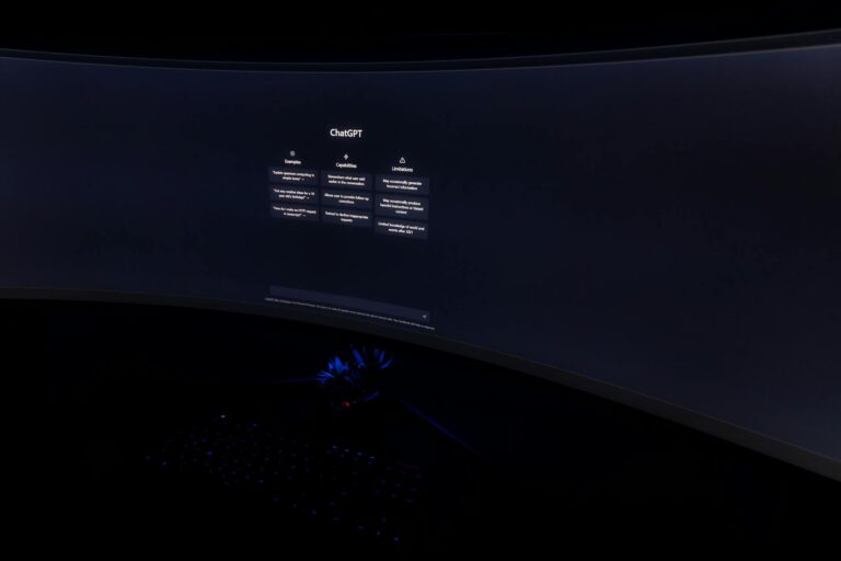 Why Some Users Switched From 32 Inch 4K to Ultrawide - Featured image