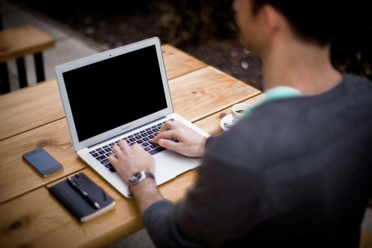 The Advertising Revenue Engine and Meta's Dependency